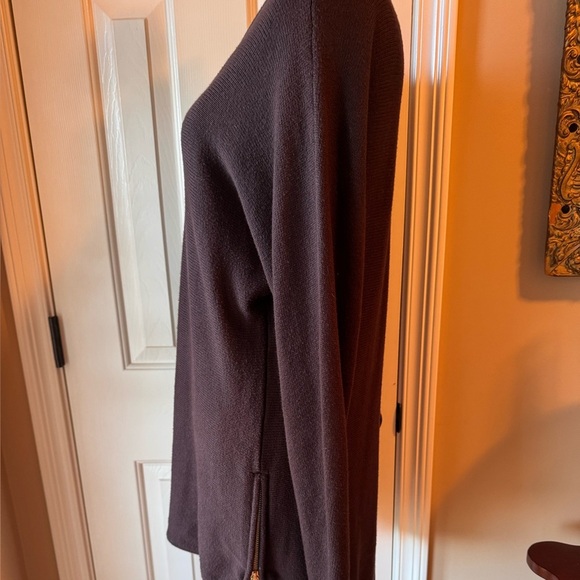 Michael Kors Dark Brown Oversized Women's Sweater featuring gold toned zippers - Picture 11 of 11